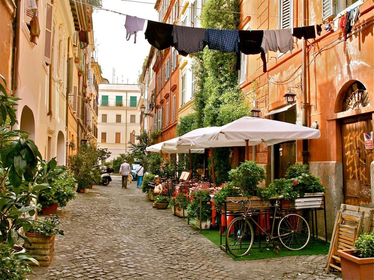 Magenta Collection Del Grande * Roma