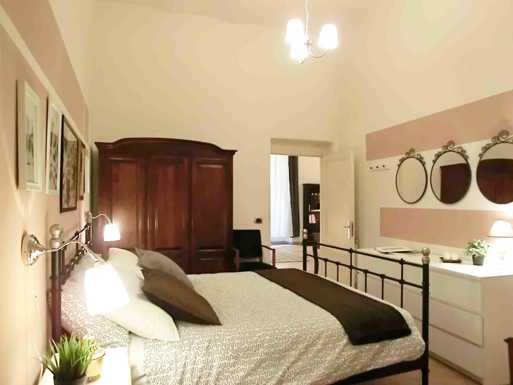 Magenta Collection Del Grande Roma