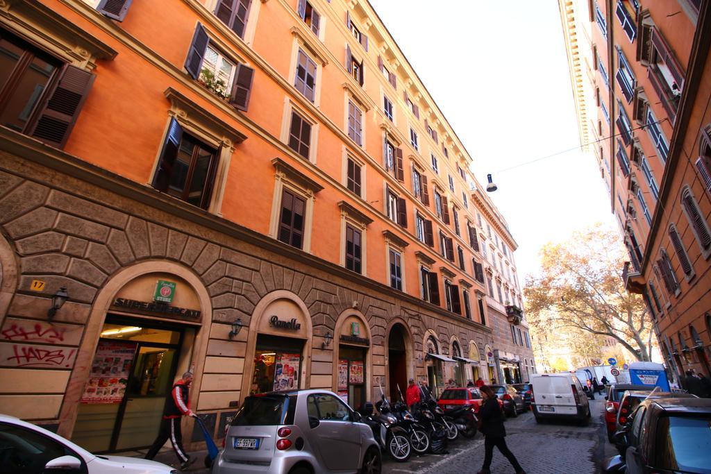 Magenta Collection Del Grande Roma