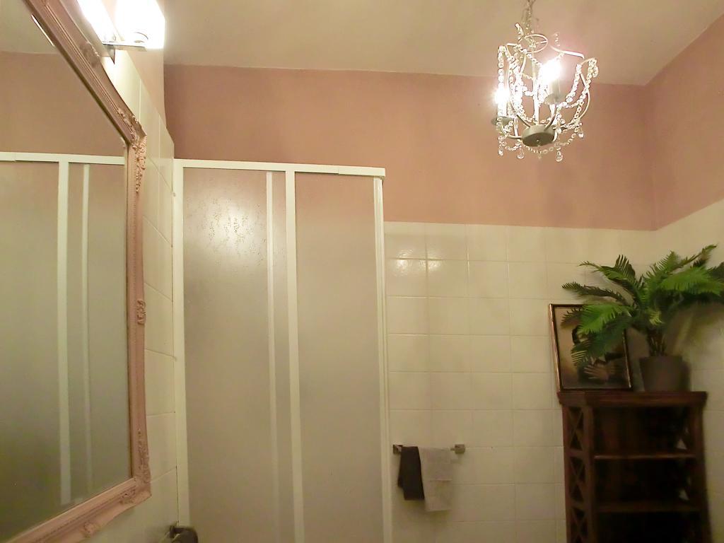 Magenta Collection Del Grande * Roma